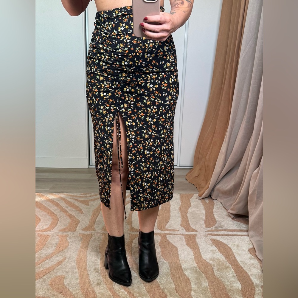 Floral Black Midi Skirt Size XS